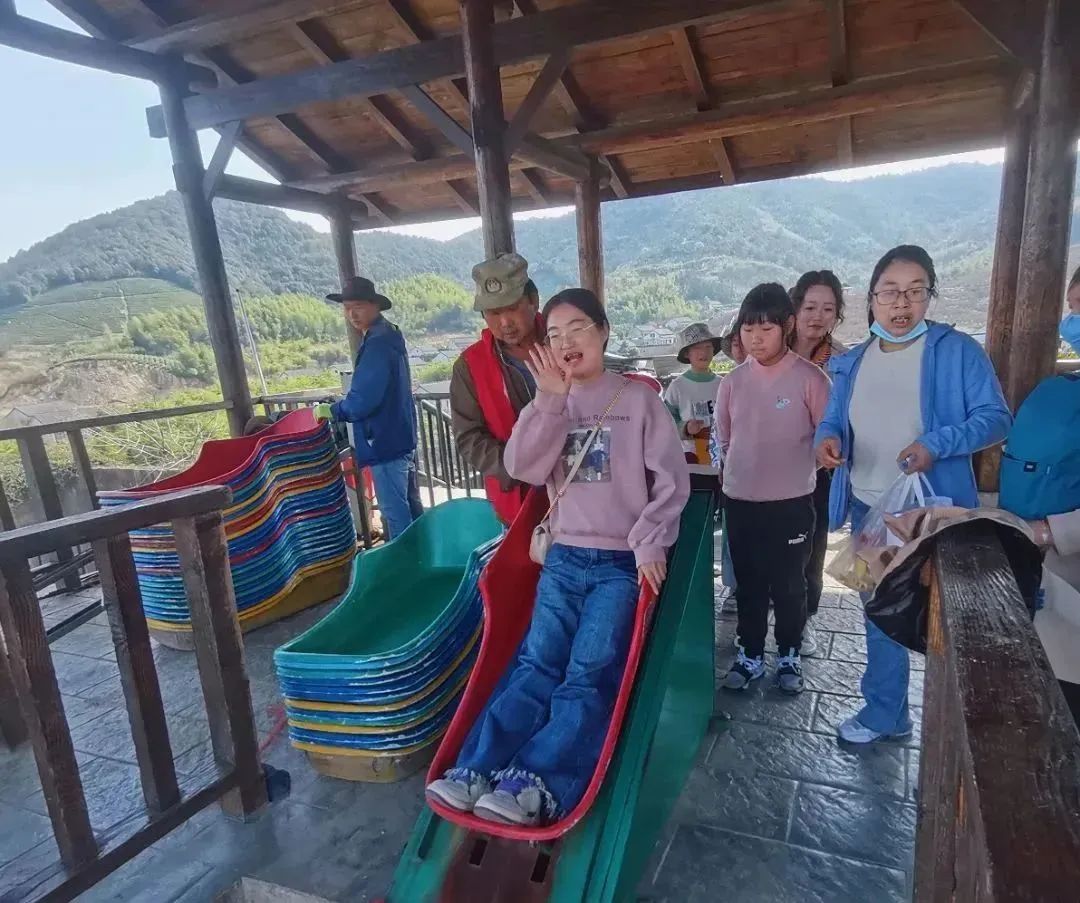 春暖半边天 爱在“三八”节——大发welcome机械公司工会组织庆“三八”主题活动_大发welcome